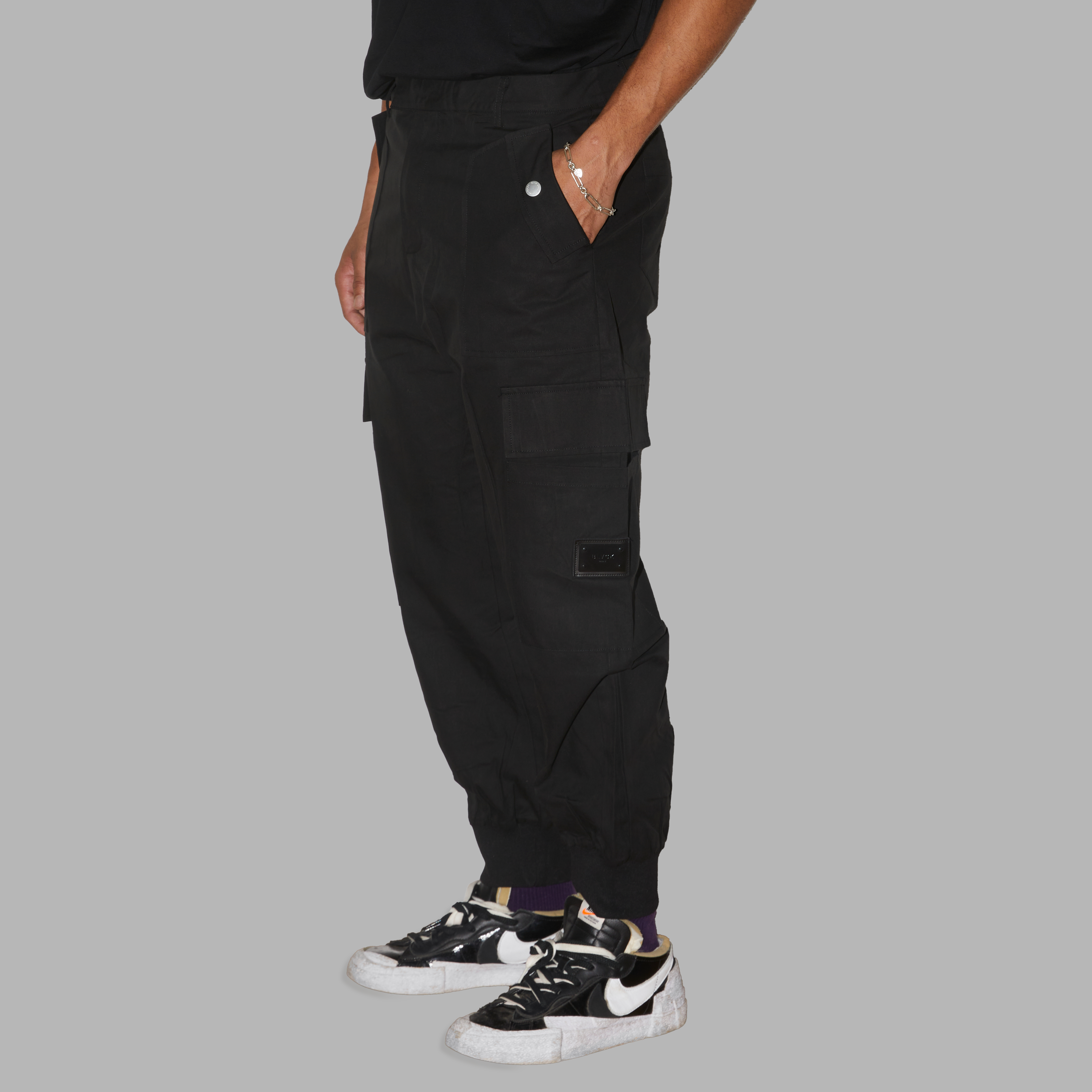 Blvck Utility Blvck Paris | All black hoodies, clothing and accessories.